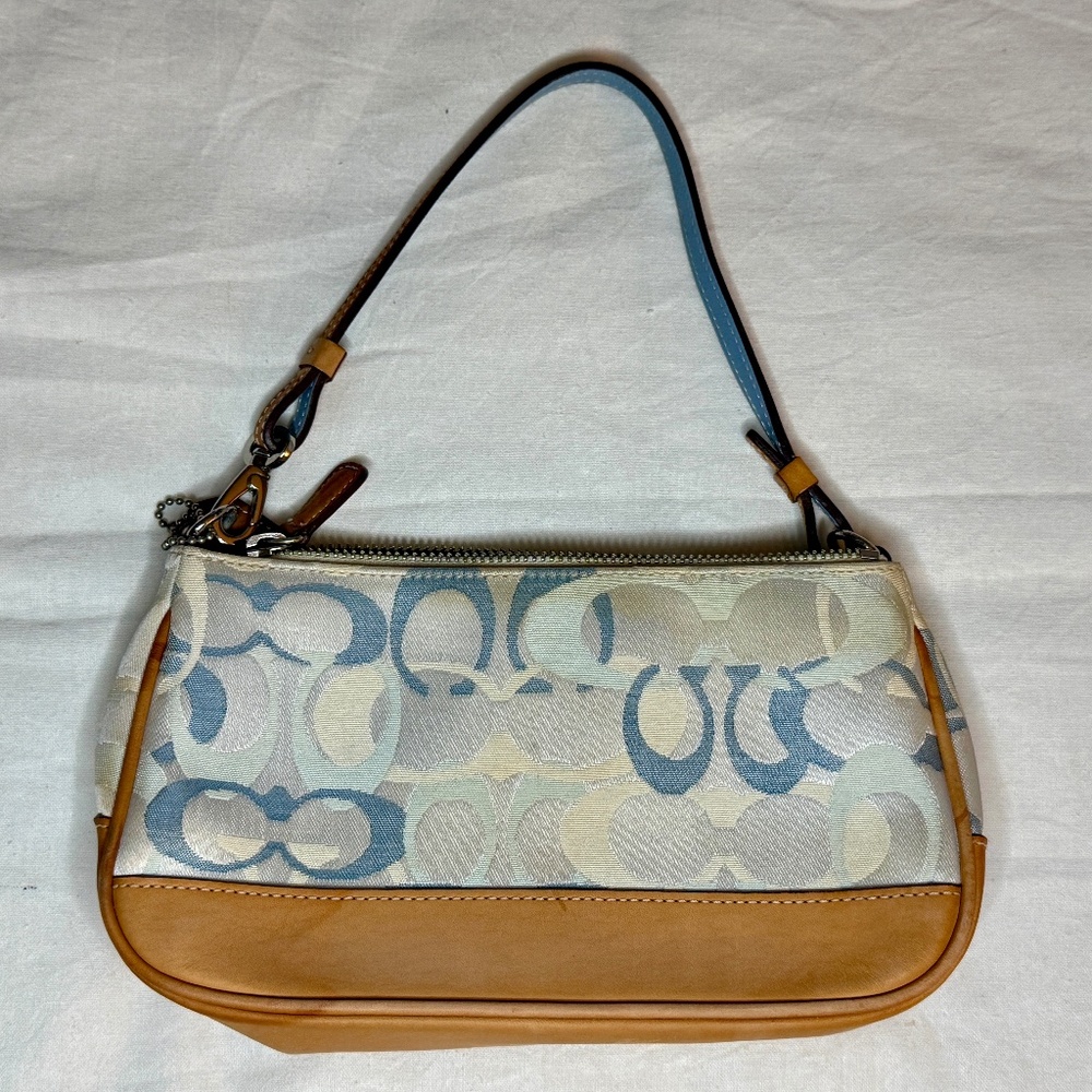 COACH Optic Signature Demi Pouch - BLUE Optic C 7027